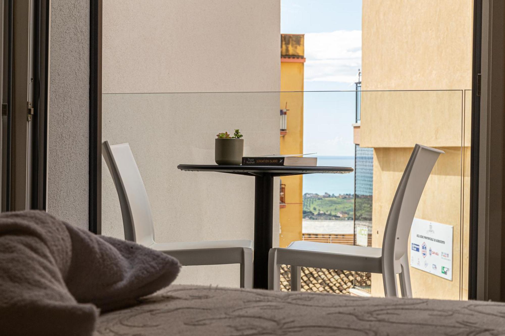 Oneira Rooms Агридженто Екстериор снимка