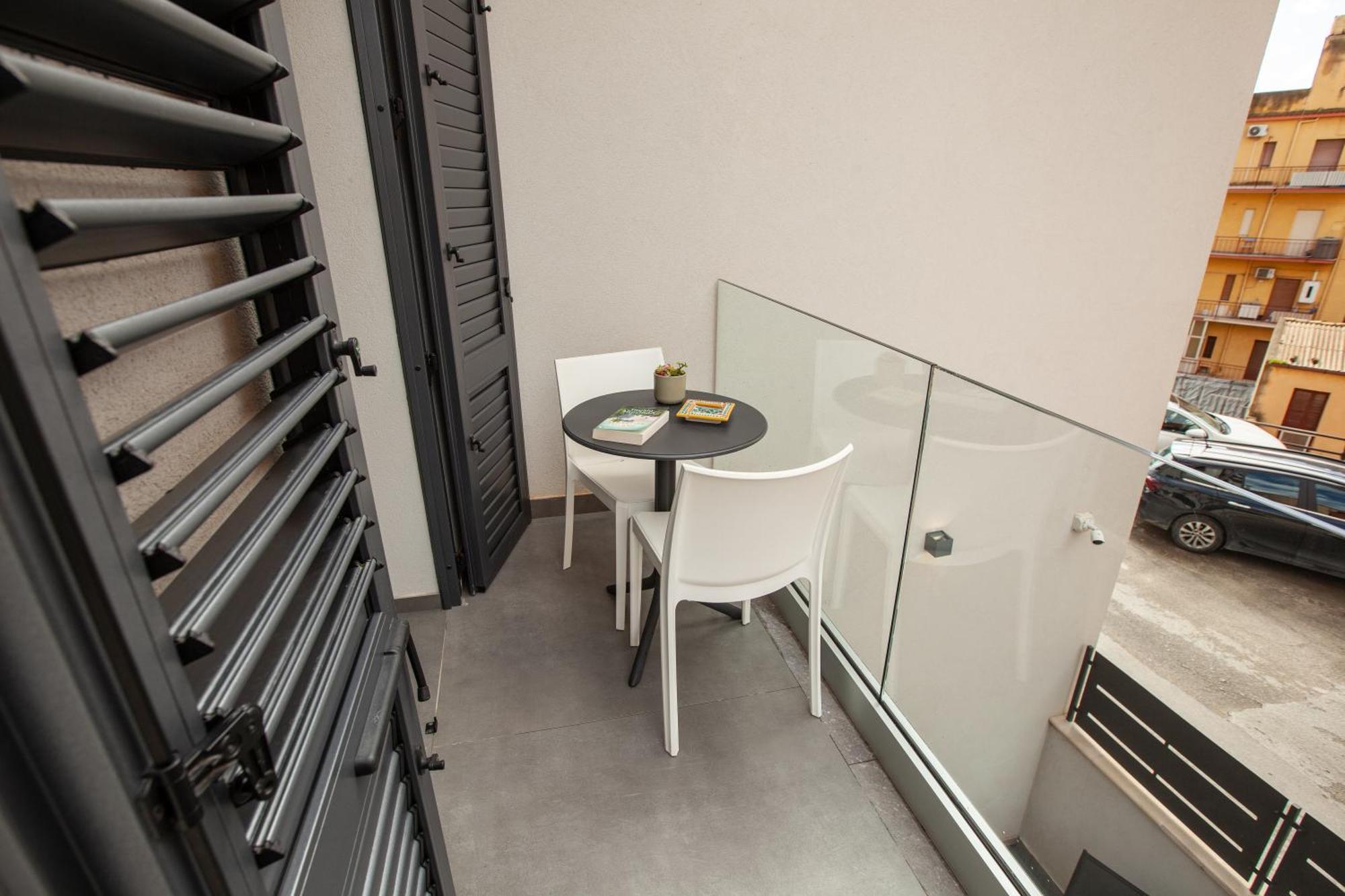 Oneira Rooms Агридженто Екстериор снимка